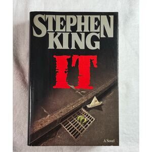 Stephen King IT Hardcover 1986 Viking Penguin 2nd Printing w Dust Jacket